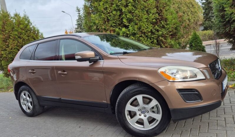 Volvo XC 60 2.4D AWD Momentum full