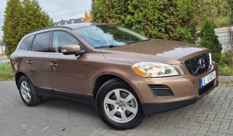 Volvo XC 60 2.4D AWD Momentum full