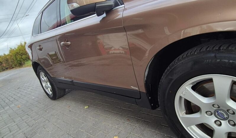 Volvo XC 60 2.4D AWD Momentum full