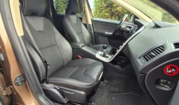 Volvo XC 60 2.4D AWD Momentum full