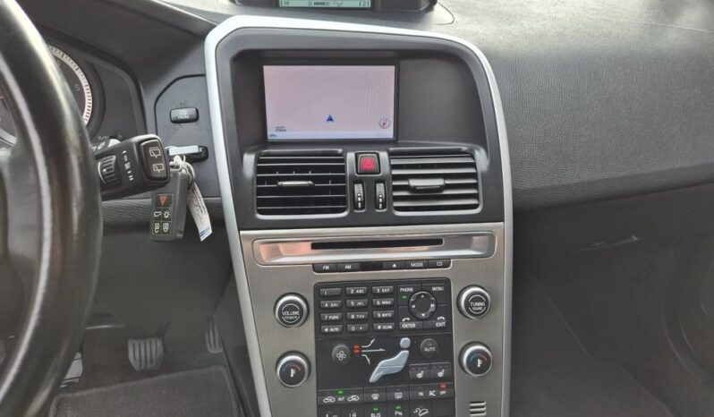 Volvo XC 60 2.4D AWD Momentum full
