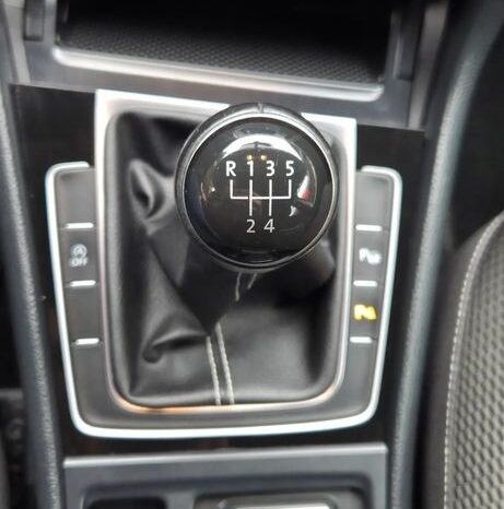 Volkswagen Golf 1.2 TSI BlueMotion Technology Cup full