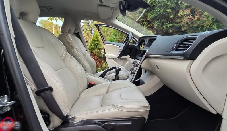 Volvo V40 D2 Drive-E Ocean Race full