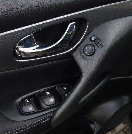 Nissan Qashqai TEKNA+ full