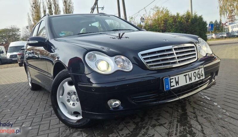 Mercedes-Benz Klasa C Kombi [S 203] 04-07 full