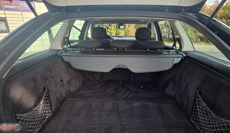 Mercedes-Benz Klasa C Kombi [S 203] 04-07 full