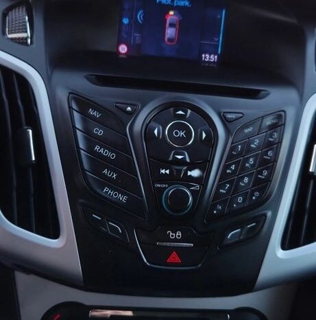 Ford Focus 1.6 TDCi DPF Start-Stopp-System Champions Edition full