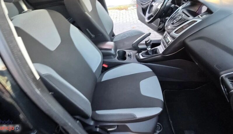 Ford Focus 1.6 TDCi DPF Start-Stopp-System Champions Edition full