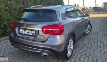 Mercedes-Benz GLA 250 7G-DCT StreetStyle full