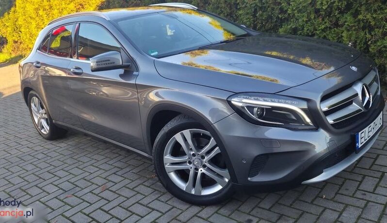 Mercedes-Benz GLA 250 7G-DCT StreetStyle full