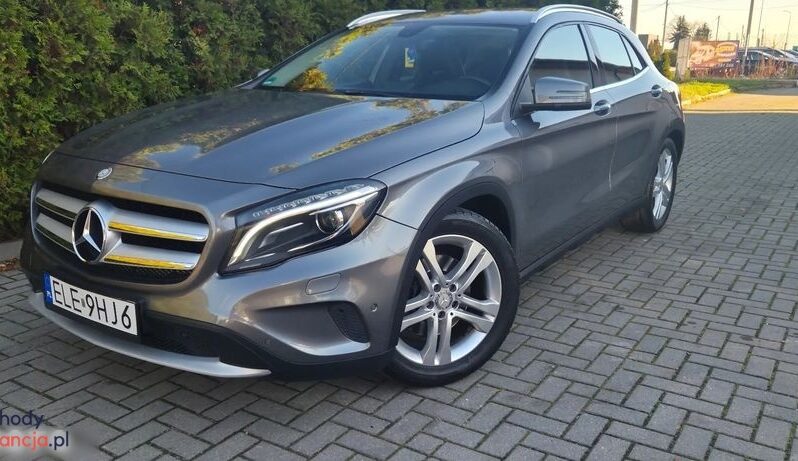 Mercedes-Benz GLA 250 7G-DCT StreetStyle full