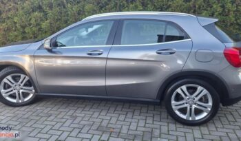 Mercedes-Benz GLA 250 7G-DCT StreetStyle full