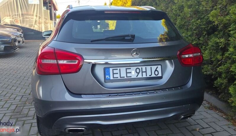 Mercedes-Benz GLA 250 7G-DCT StreetStyle full