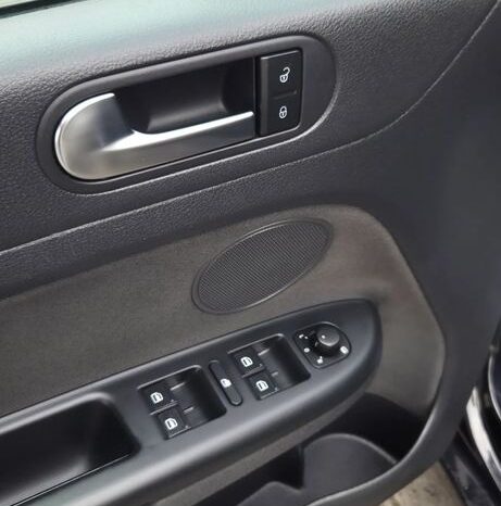 Volkswagen Golf Plus 1.6 TDI DPF Comfortline full