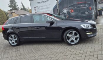 Volvo V60 D2 Kinetic full