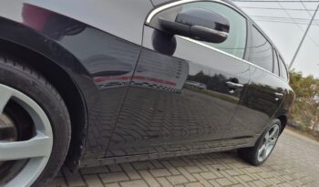 Volvo V60 D2 Kinetic full