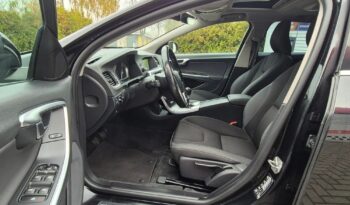 Volvo V60 D2 Kinetic full