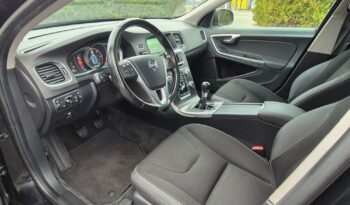 Volvo V60 D2 Kinetic full
