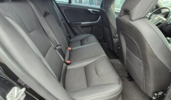 Volvo V60 D2 Kinetic full