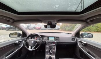 Volvo V60 D2 Kinetic full