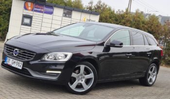 Volvo V60 D2 Kinetic full