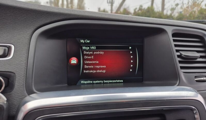 Volvo V60 D2 Kinetic full