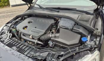 Volvo V60 D2 Kinetic full