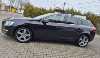 Volvo V60 D2 Kinetic full