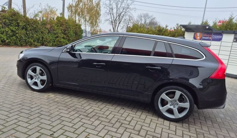 Volvo V60 D2 Kinetic full