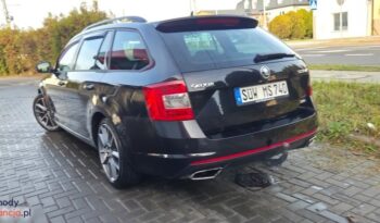 Skoda Octavia Combi 2.0 TDI DSG RS full