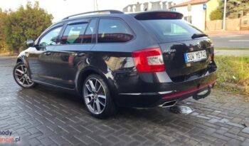 Skoda Octavia Combi 2.0 TDI DSG RS full