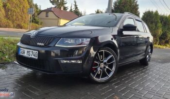 Skoda Octavia Combi 2.0 TDI DSG RS full