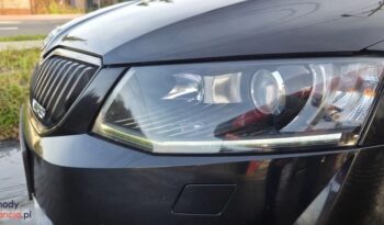 Skoda Octavia Combi 2.0 TDI DSG RS full