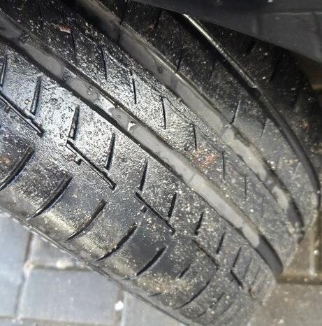 Skoda Octavia Combi 2.0 TDI DSG RS full