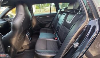 Skoda Octavia Combi 2.0 TDI DSG RS full