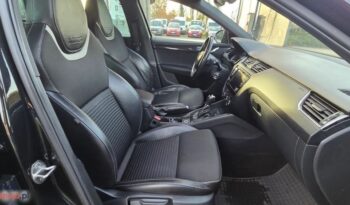 Skoda Octavia Combi 2.0 TDI DSG RS full