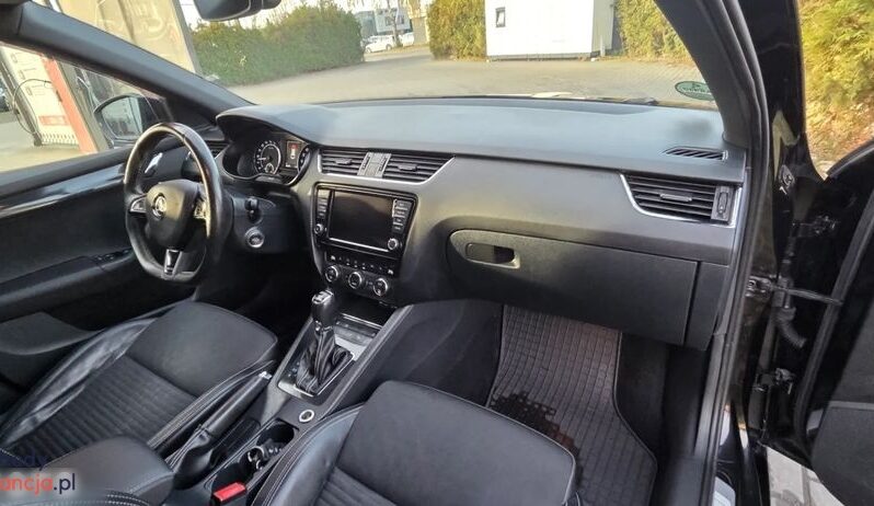 Skoda Octavia Combi 2.0 TDI DSG RS full