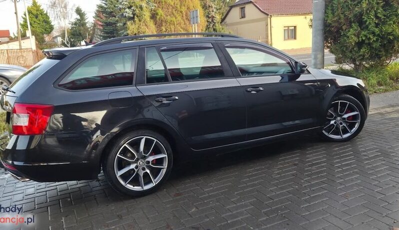 Skoda Octavia Combi 2.0 TDI DSG RS full