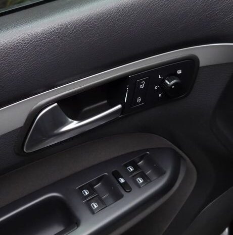 Volkswagen Touran full