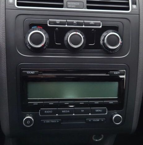 Volkswagen Touran full