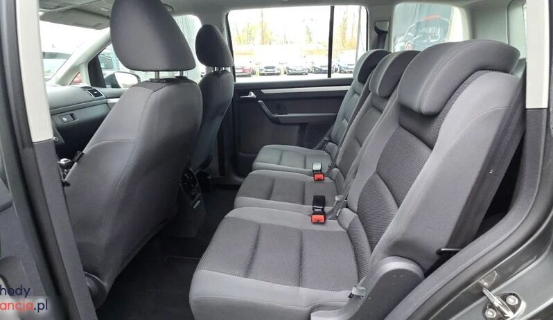 Volkswagen Touran full