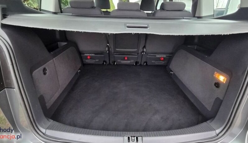 Volkswagen Touran full