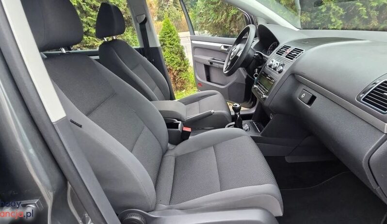 Volkswagen Touran full