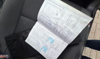 Volkswagen Touran full