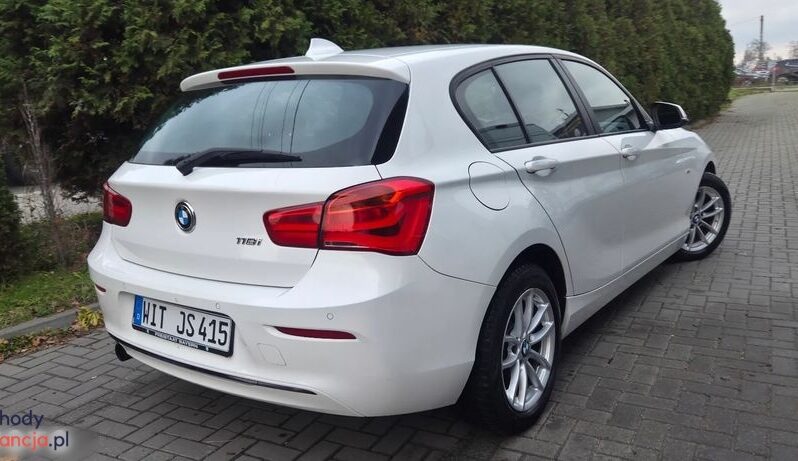 BMW Seria 1 116i Sport Line full