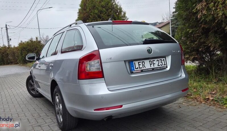 Skoda Octavia Combi 1.6 TDI DPF FAMILY full