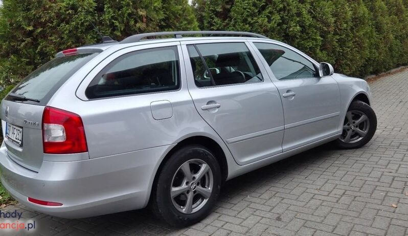 Skoda Octavia Combi 1.6 TDI DPF FAMILY full