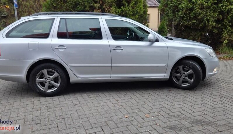 Skoda Octavia Combi 1.6 TDI DPF FAMILY full