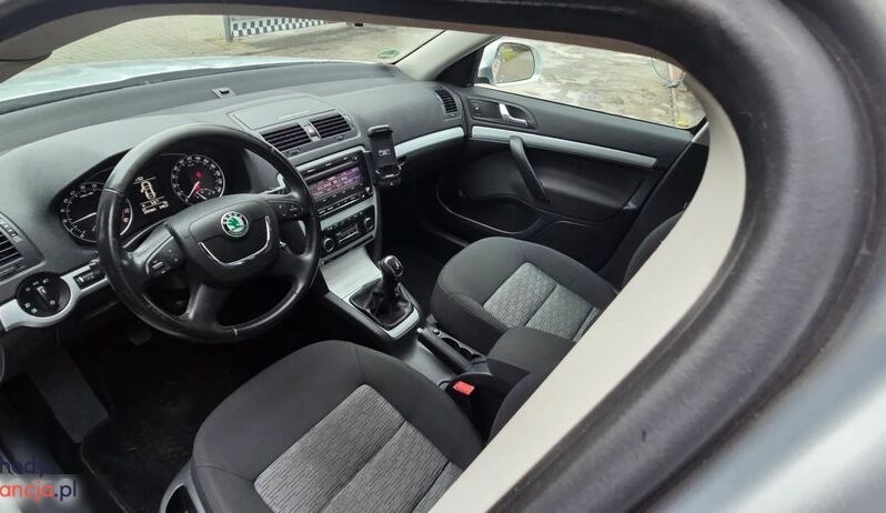 Skoda Octavia Combi 1.6 TDI DPF FAMILY full