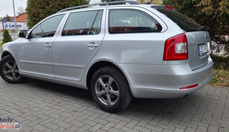 Skoda Octavia Combi 1.6 TDI DPF FAMILY full